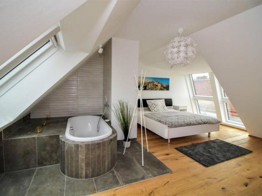 Luxury 2-Floor Rooftop Apartment With Terrace In The City Center Bécs Kültér fotó
